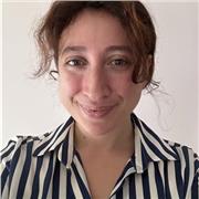 Ragazza con laurea in letteratura in doppia lingua inglese/italiano offre ripetizioni di inglese per ragazzi e adulti